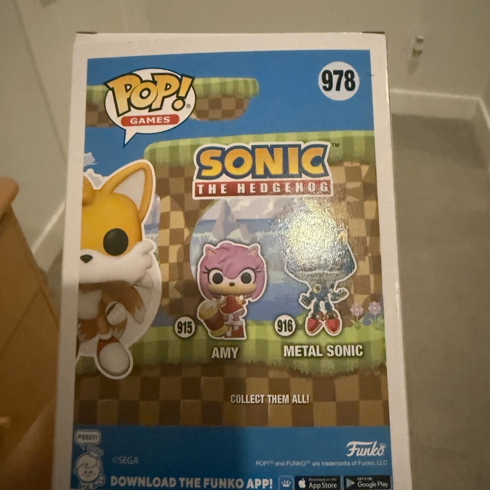 Funko Pop Sonic Tails Figure - Picture 3 of 6